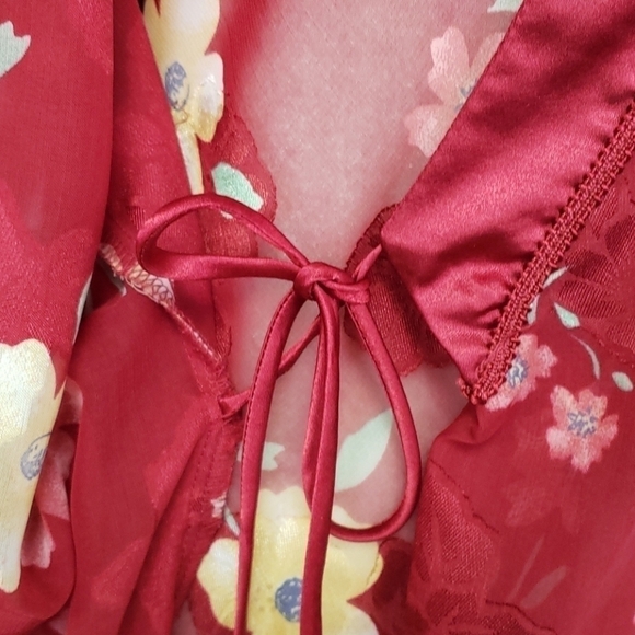 Secret Treasures Sheer Burnout Gown & Robe Set M - Picture 11 of 16